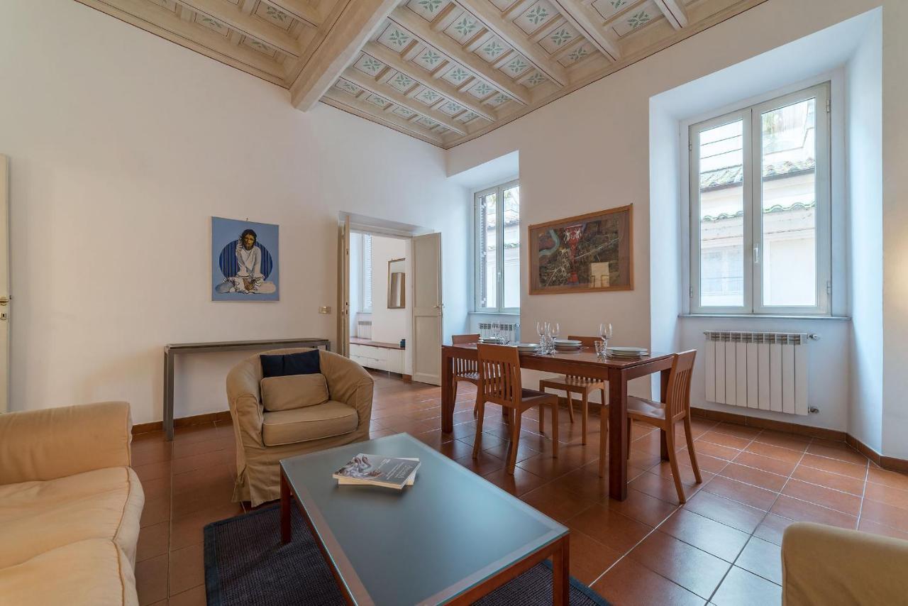 History And Modernity Meet By Fromhometorome Exterior photo